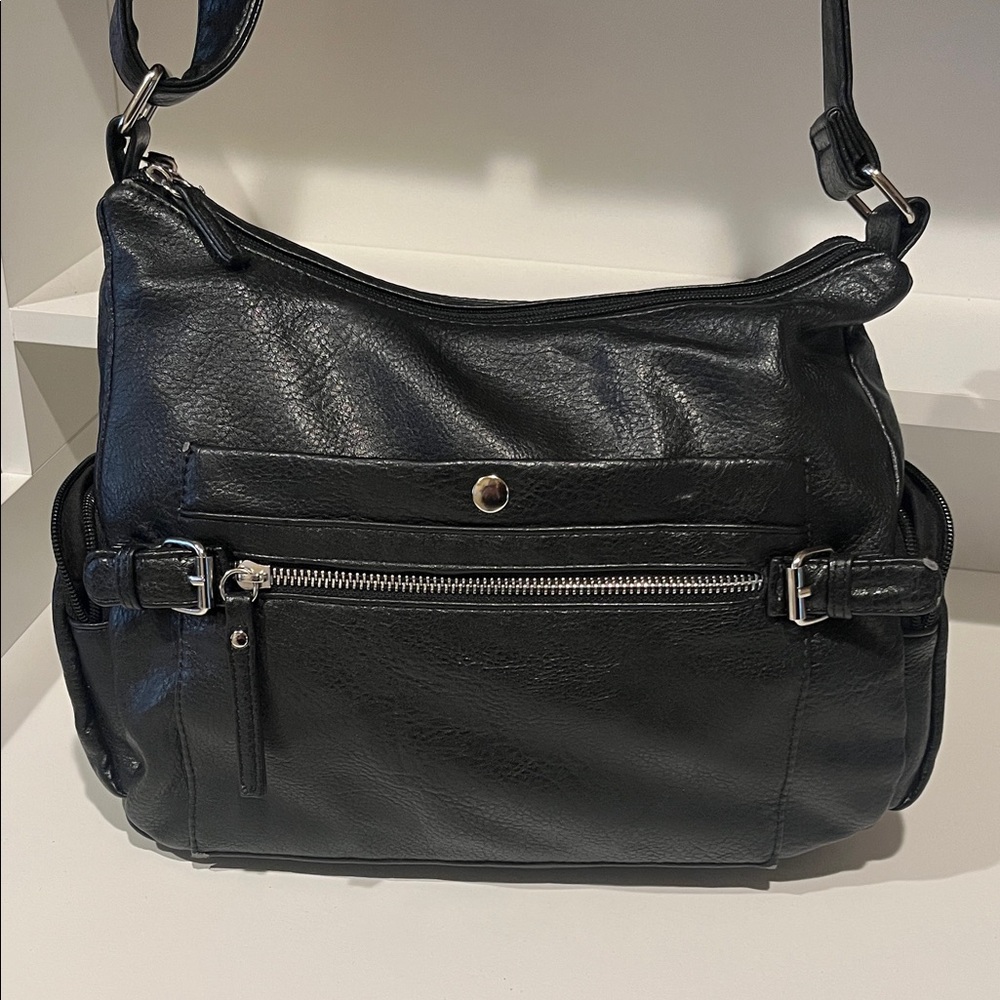Bueno Black Leather crossbody Shoulder Bag